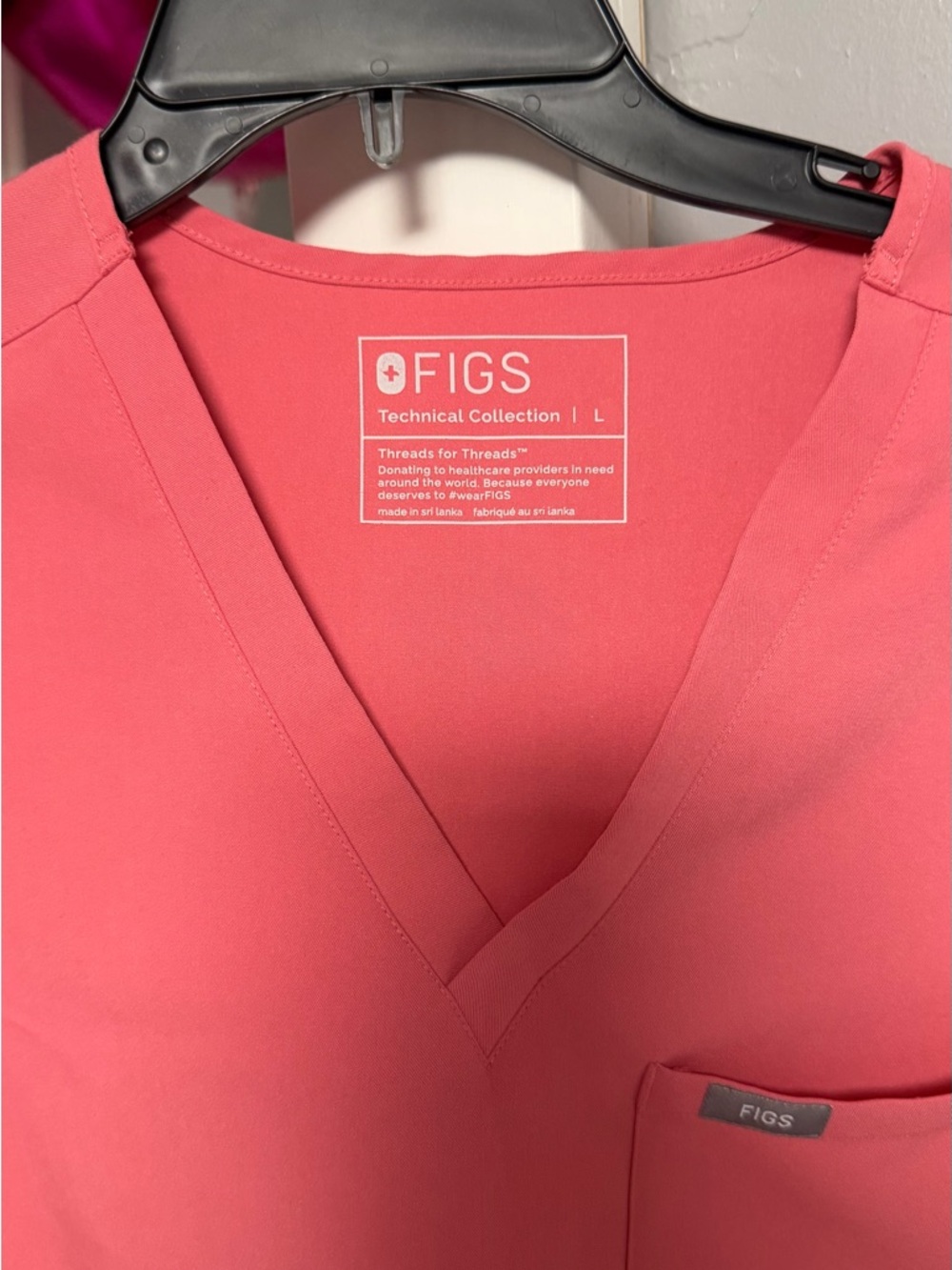 FIGS Coral Pink V-Neck Scrub Top and Drawstring Pants - Picture 4 of 5